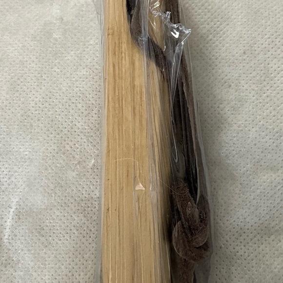 New Pampered Chef Wooden Grill Scraper - Picture 3 of 3